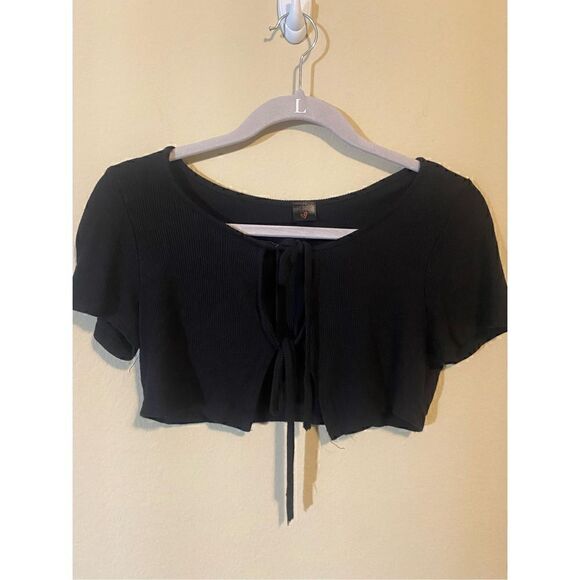 90’s crop top - Picture 2 of 4